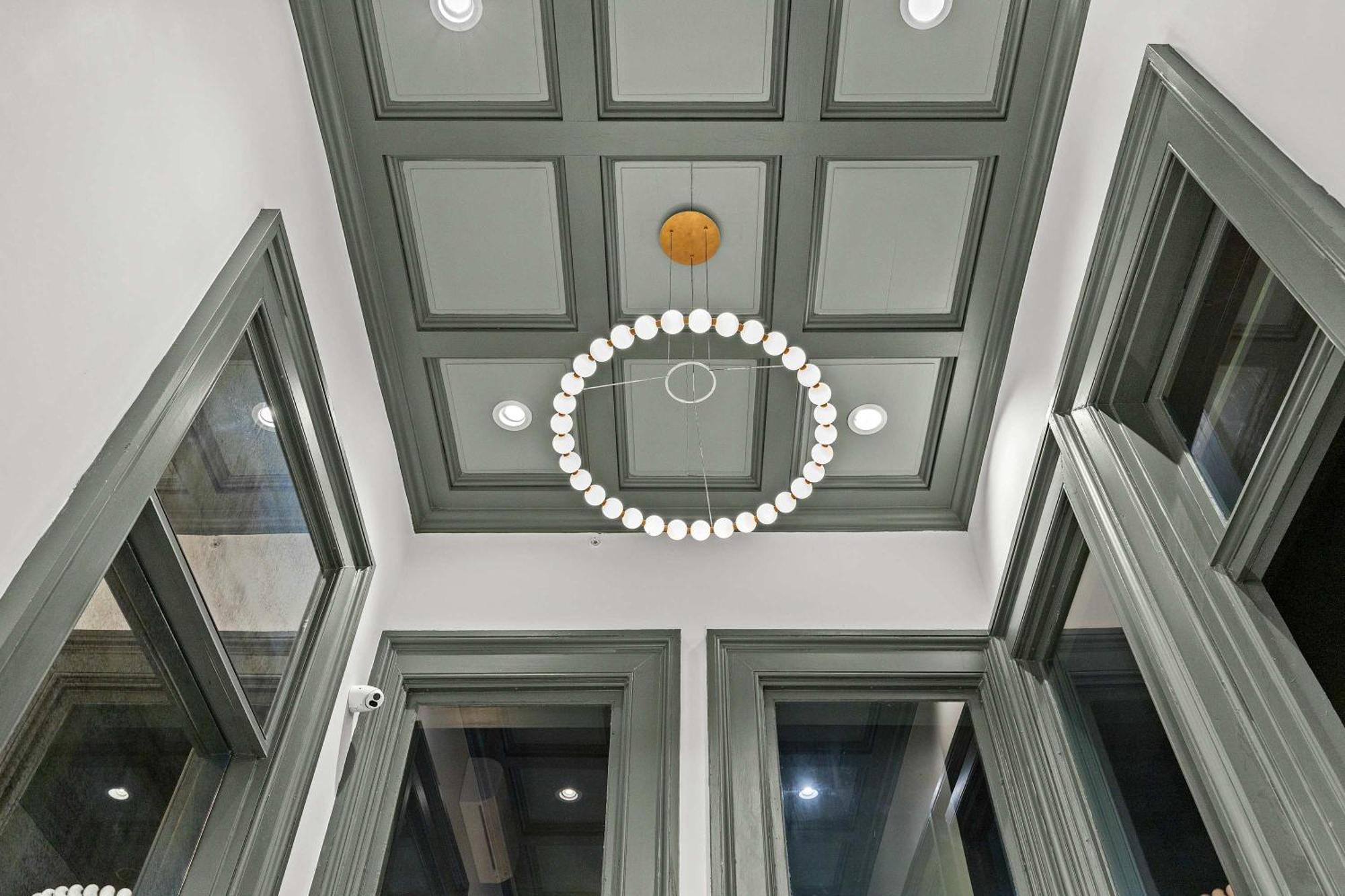 Modern Space In The Vibrant #110 *