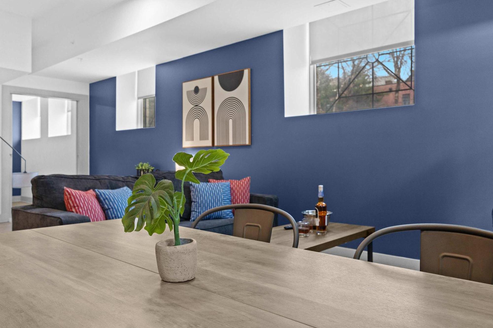 Modern Space In The Vibrant #110 Louisville